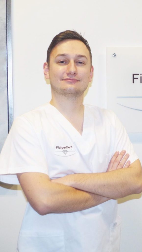Piotr Laskowski Fibigerdent stomatologia Warszawa